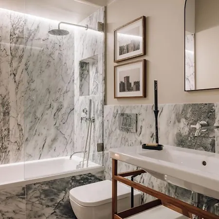 Апартаменти Kamour - 2 Bedrooms And Balcony In Baixa