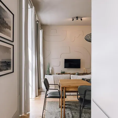 Apartmán Kamour - 2 Bedrooms And Balcony In Baixa *